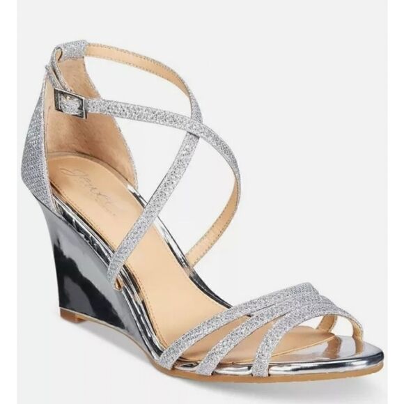 Jewel Badgley Mischka Hunt Silver Dress Sandal - Picture 1 of 9